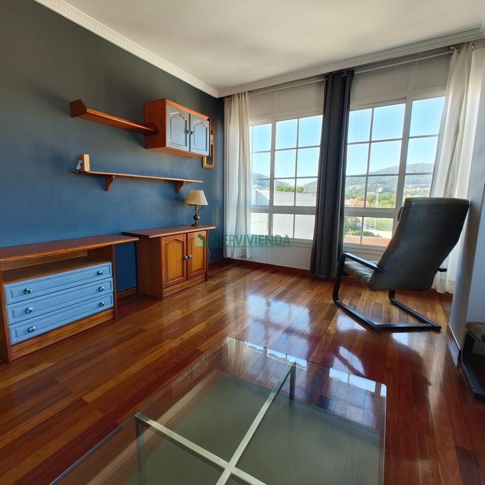 Bedroom of Flat for sale in Cangas   with Heating, Parquet flooring and Storage room