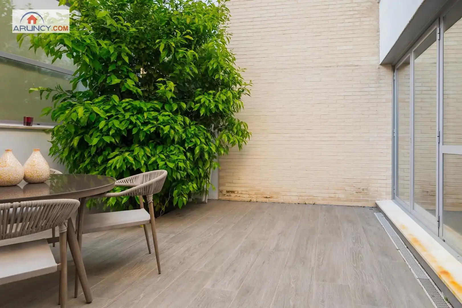 Terrassa de Casa o xalet en venda en Alcalá de Guadaira amb Aire condicionat, Calefacció i Jardí privat