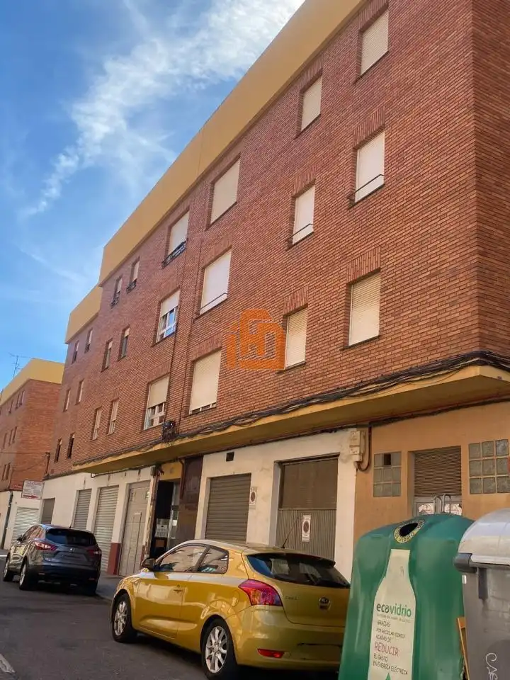 Exterior view of Flat for rent in León Capital   with Heating and Furnished