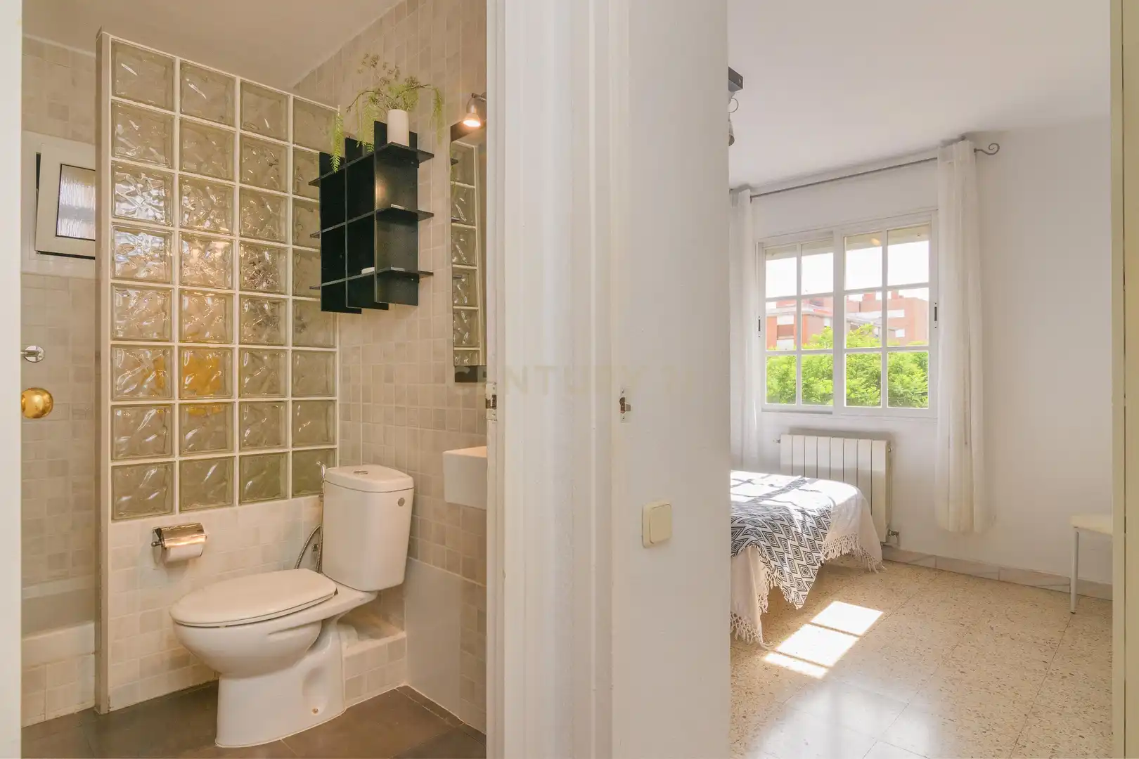 Baño de Apartamento en venta en Sant Feliu de Llobregat