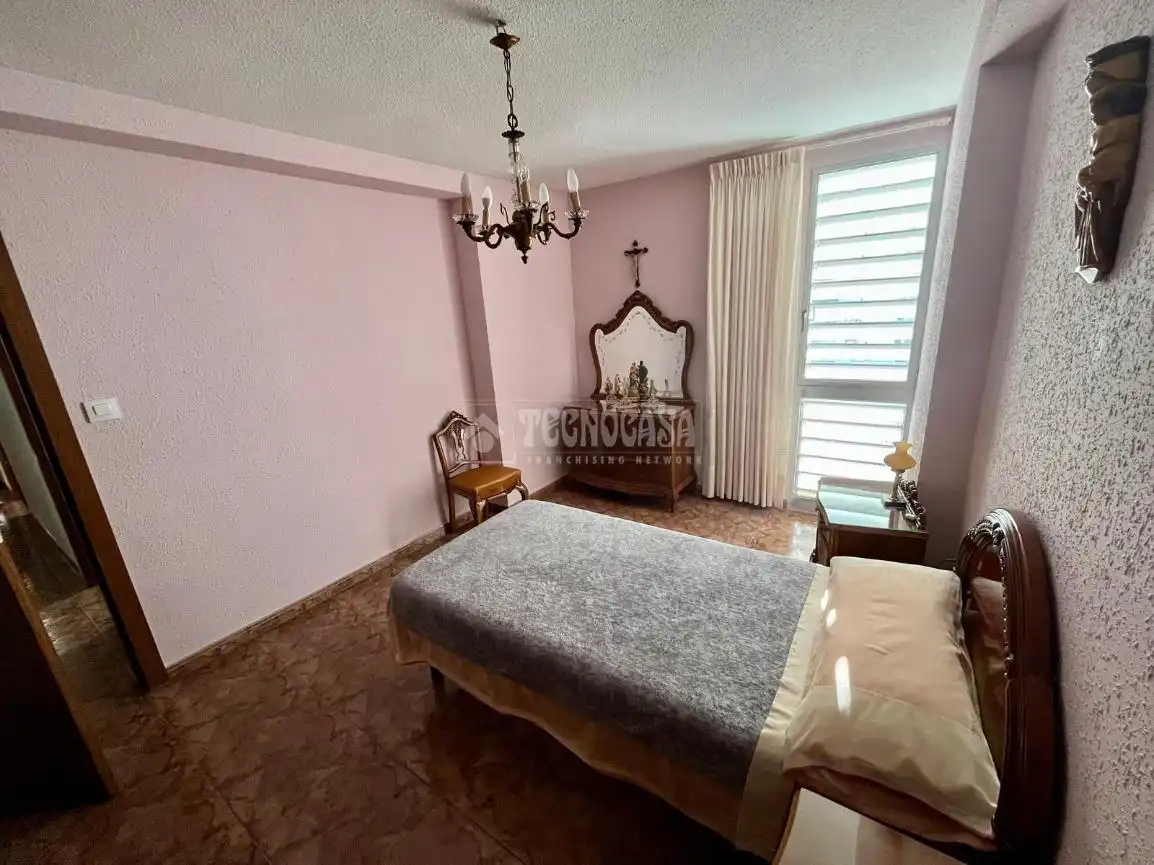 Bedroom of Flat for sale in Valencia  with Air Conditioner