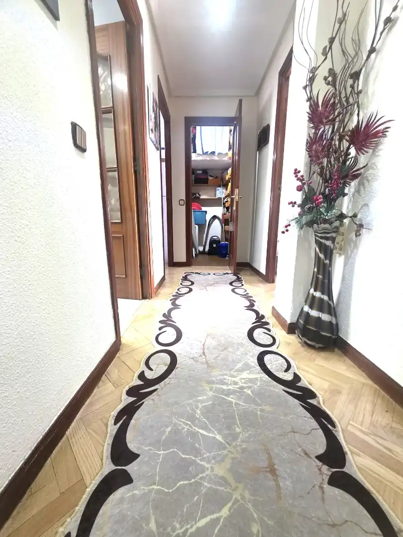Flat for sale in Madrid  with Air Conditioner, Heating and Parquet flooring