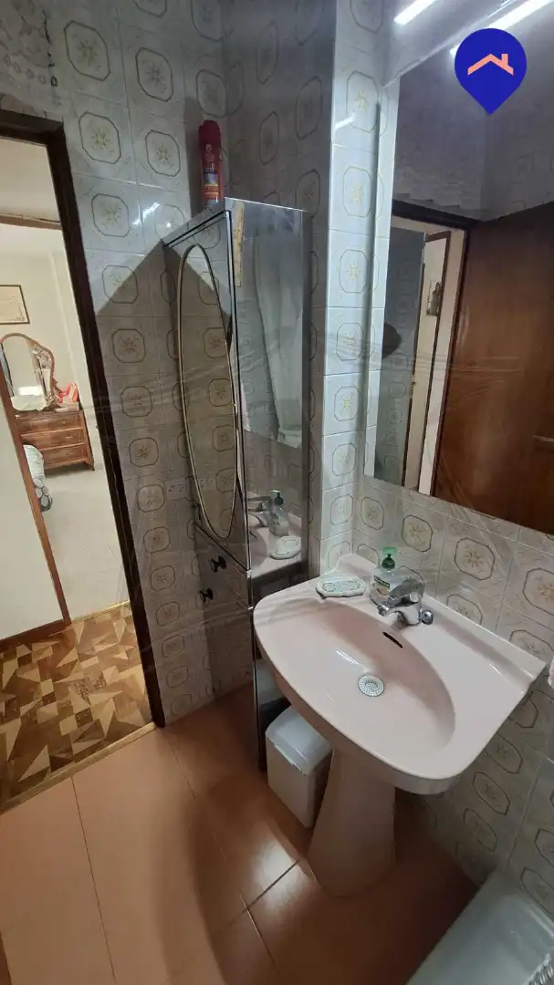 Baño de Piso en venta en Madrid con Aire acondicionado, Calefacción y Amueblado