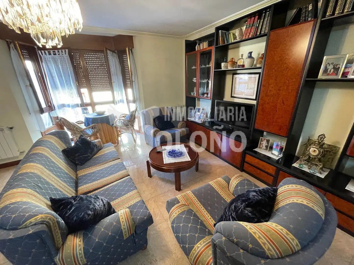 Sala de estar de Casa adosada en venta en San Asensio con Calefacción, Parquet y Trastero