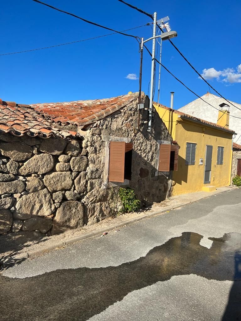 Exterior view of Single-family semi-detached for sale in Solosancho  with Storage room