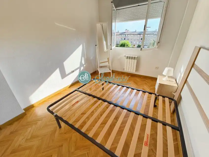 Schlafzimmer von Wohnung zur Miete in Segovia mit Heizung, Parkett und Terrasse
