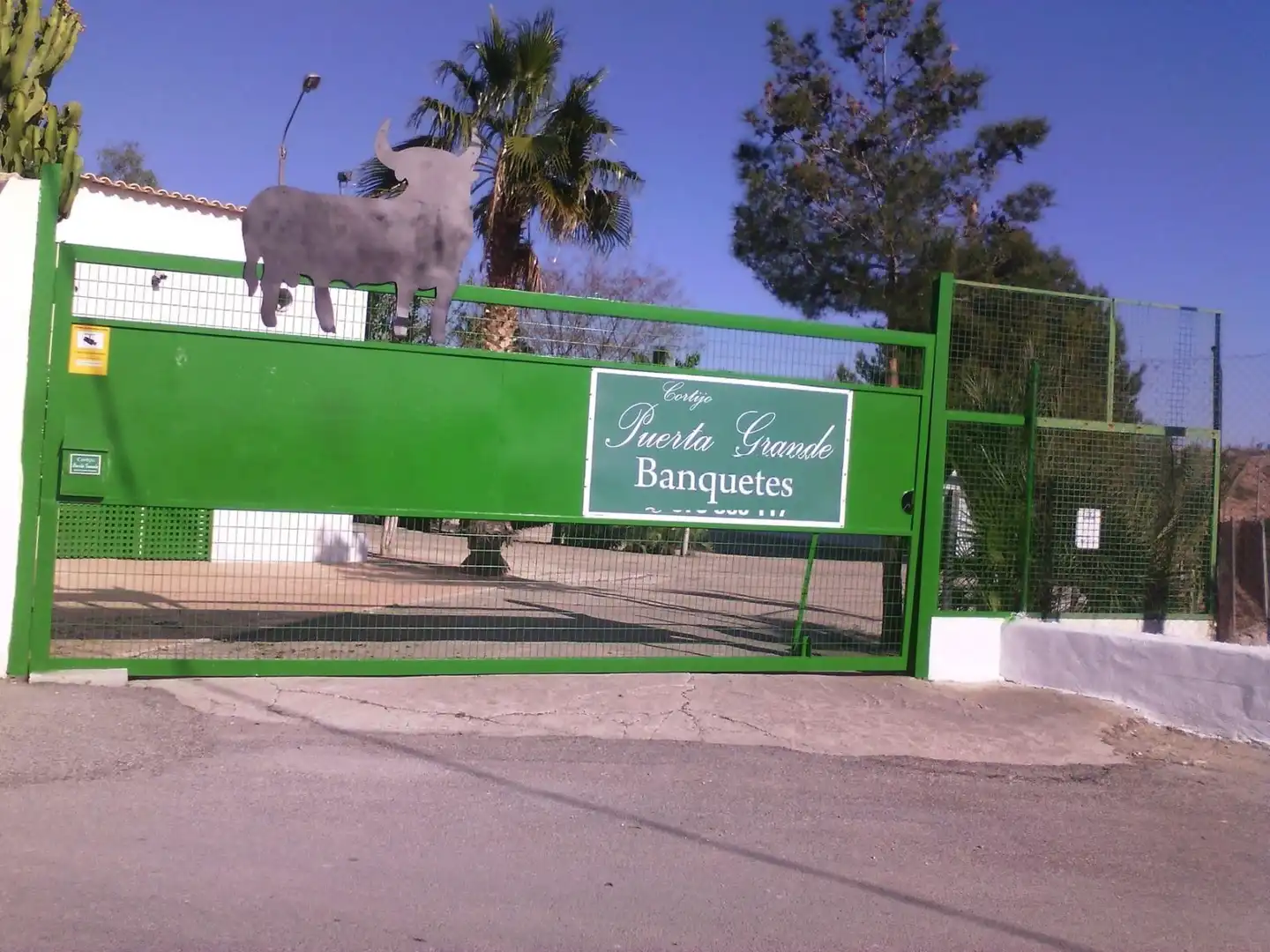 Local comercial en venda a Calle Panderón de los Giles 104