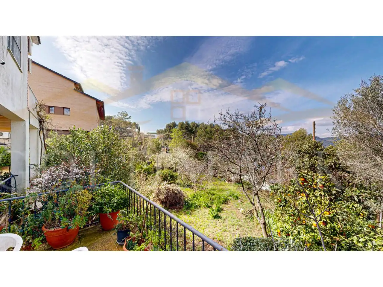 Jardí de Casa o xalet en venda en Corbera de Llobregat amb Aire condicionat, Calefacció i Jardí privat