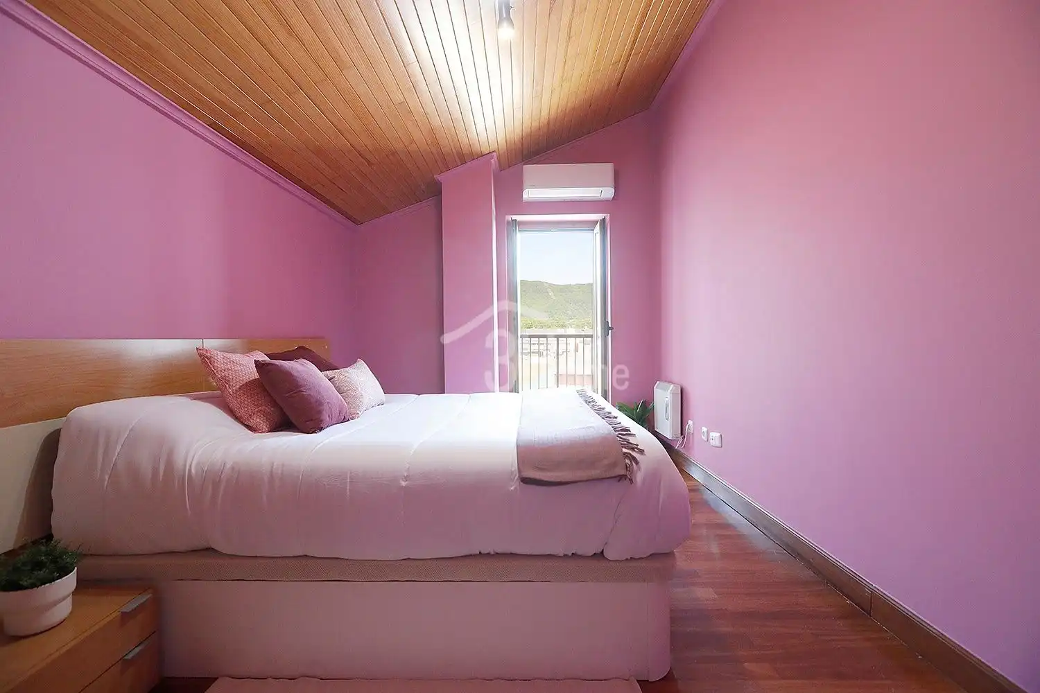 Bedroom of Flat for sale in Irun   with Air Conditioner, Heating and Terrace