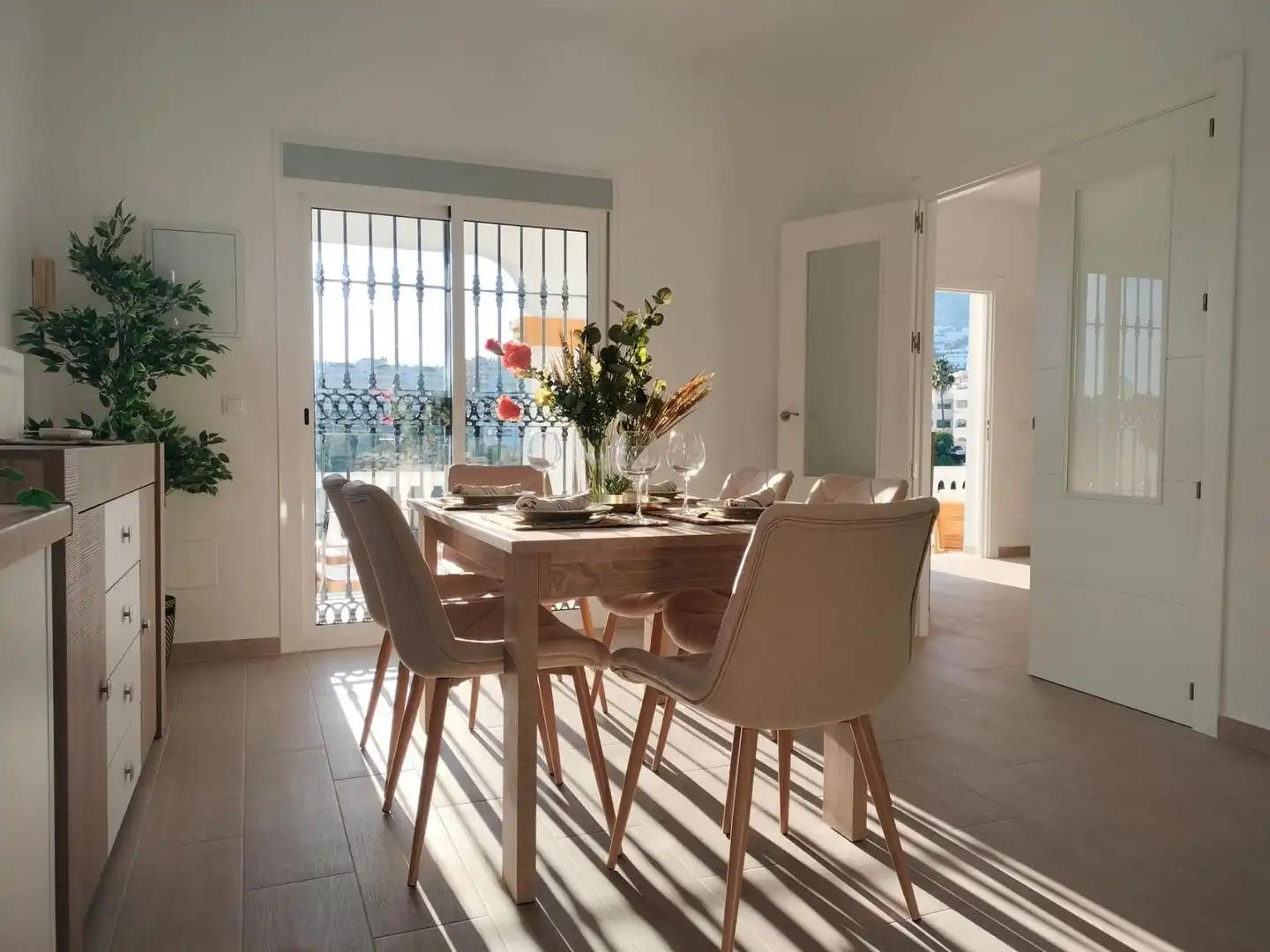 Comedor de Casa o chalet en venta en Benalmádena con Aire acondicionado, Calefacción y Jardín privado