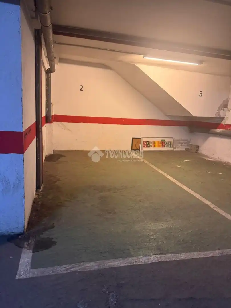 Parking de Garaje en venta en Carabanchel