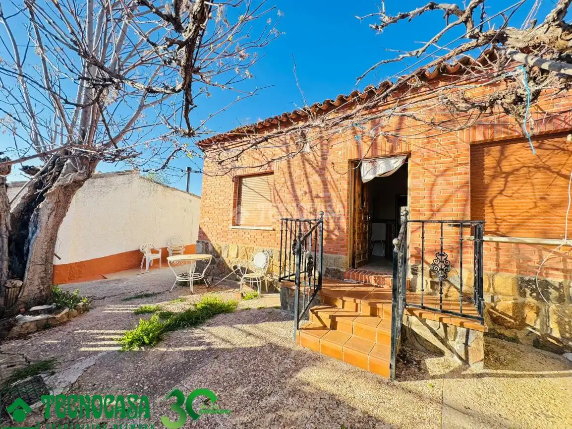 Vista exterior de Casa o chalet en venta en Guadamur