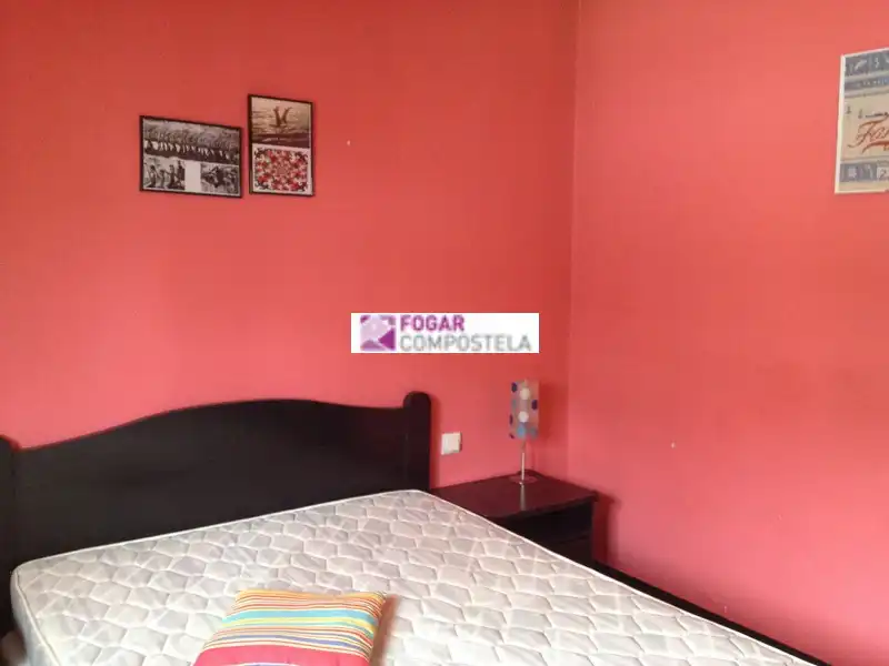 Bedroom of Flat for rent in Santiago de Compostela   with Furnished