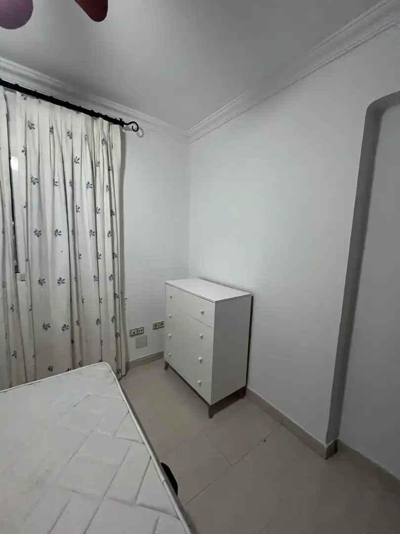 Apartamento de alquiler en Parque Ayala - Jardín de la Abadía - Huelín