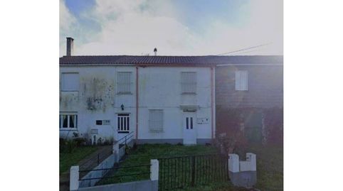 Se vende casa pareada con finca en Barbeito Vilasantar