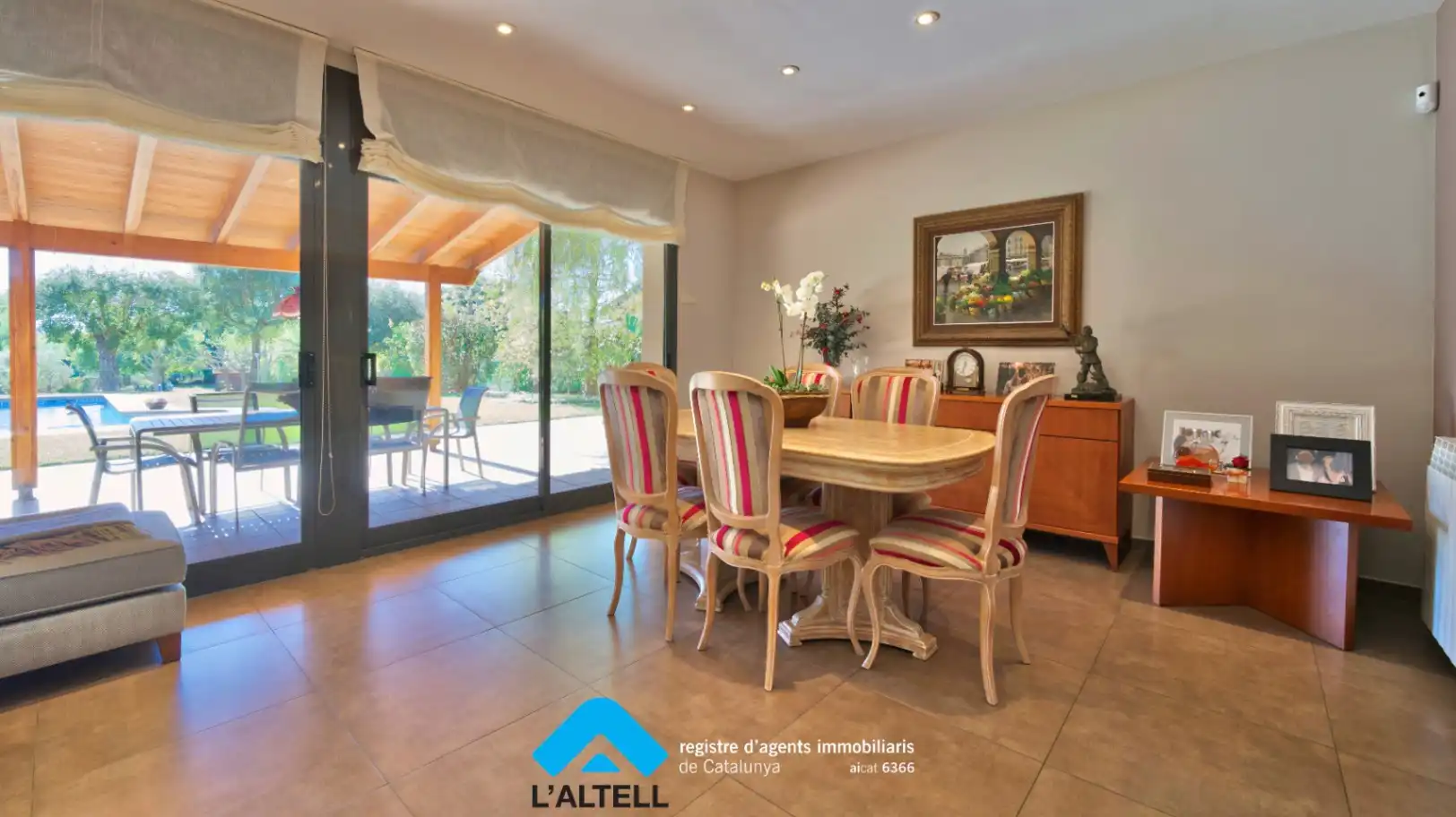 Comedor de Casa o chalet en venta en L'Ametlla del Vallès con Aire acondicionado, Calefacción y Jardín privado