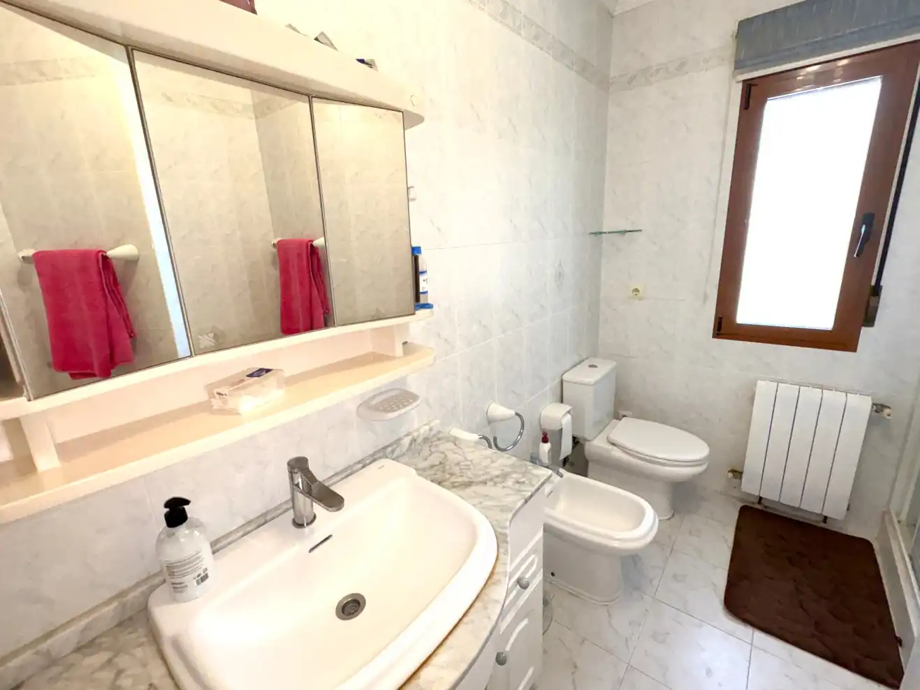 Bathroom of Houses for sale in Dénia  with Air Conditioner, Heating and Private garden