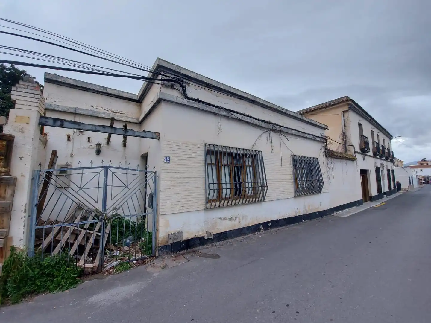Casa con jardín en venta en Berja