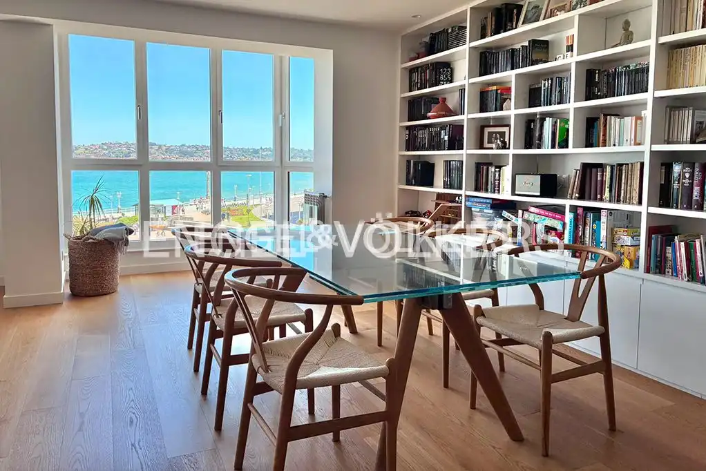 Dining room of Flat for rent in Gijón   with Heating, Parquet flooring and Furnished