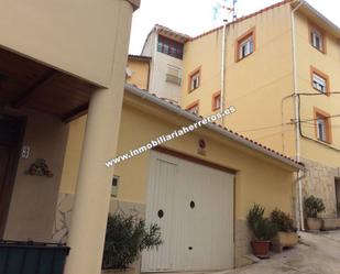 Exterior view of Single-family semi-detached for sale in Viguera