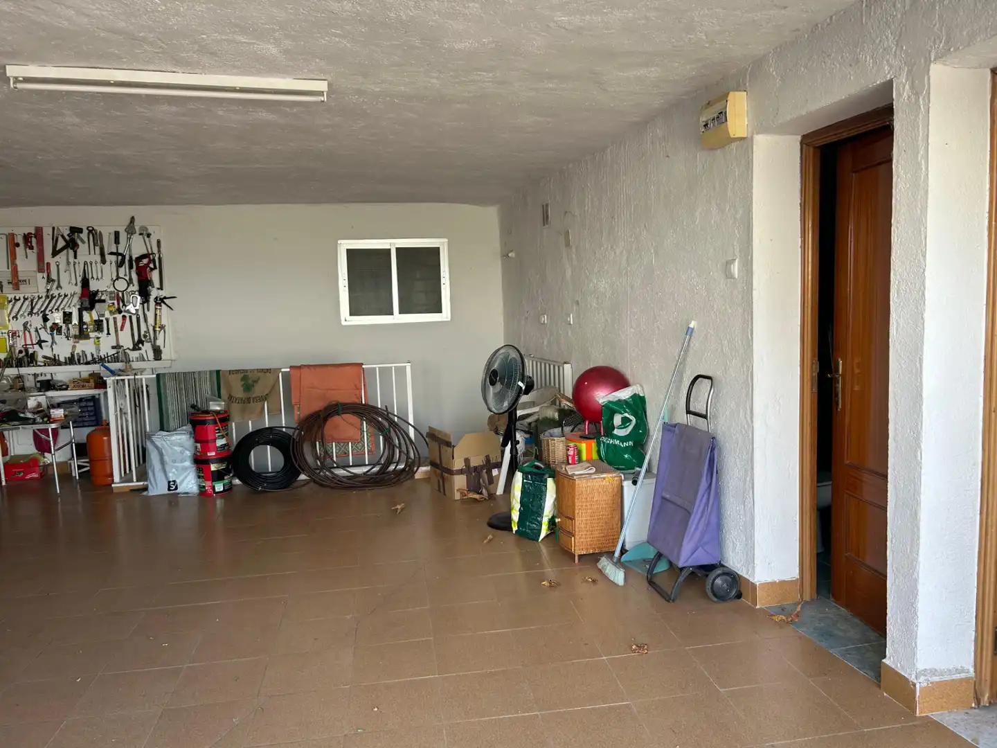 Einfamilien-Reihenhaus zum Verkauf in Santa Cruz del Retamar mit Klimaanlage, Heizung und Privatgarten