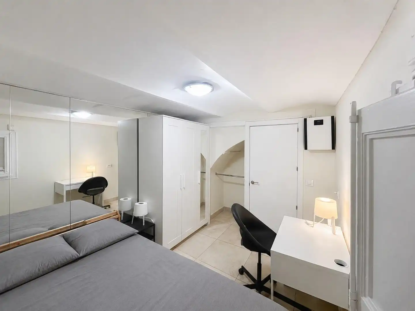 Flat for share in Barcelona  with Terrace and Furnished