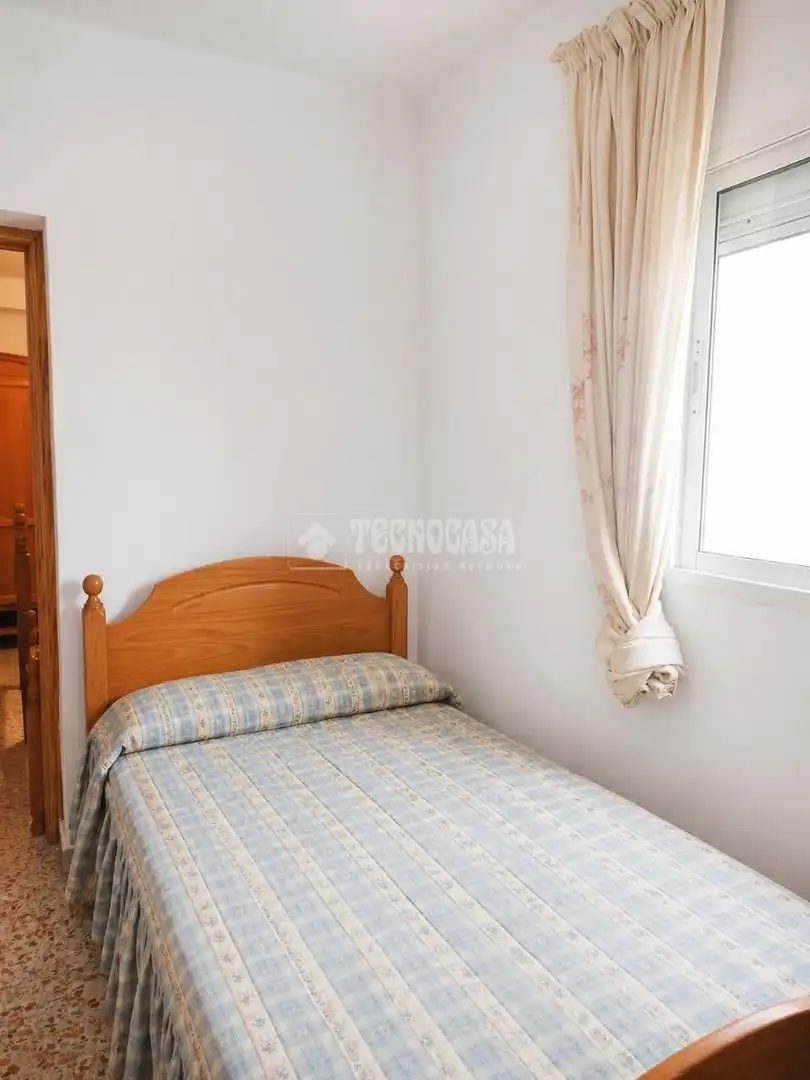 Habitación de Casa adosada en venta en Rincón de la Victoria