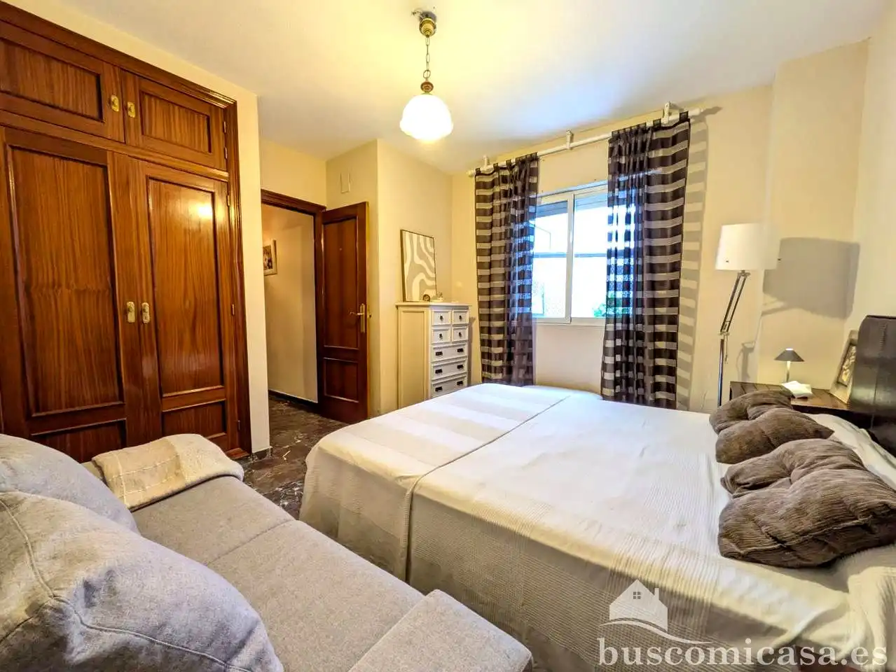 Habitación de Planta baja de alquiler en Linares con Aire acondicionado y Amueblado
