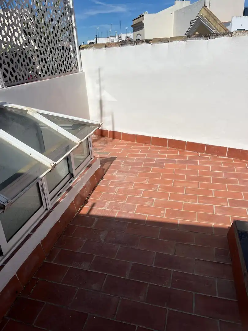 Balcony of Attic for rent in Sevilla  with Air Conditioner, Terrace and Storage room