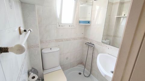 Photo 4 of Flat for sale in Barri dels Escriptors, Salt