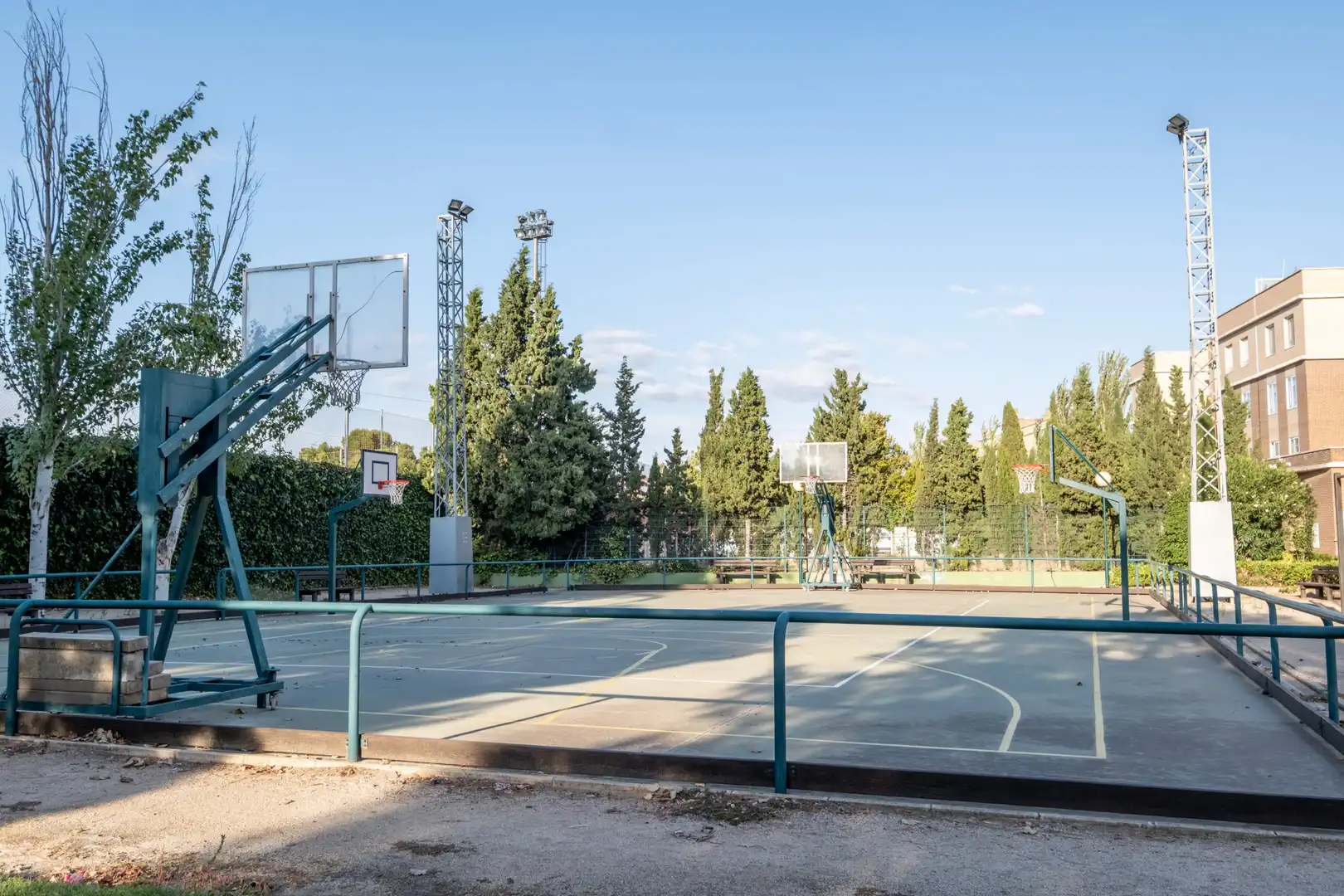 Exterior view of Detached homes for sale in Zaragoza  with Air Conditioner, Heating and Community pool