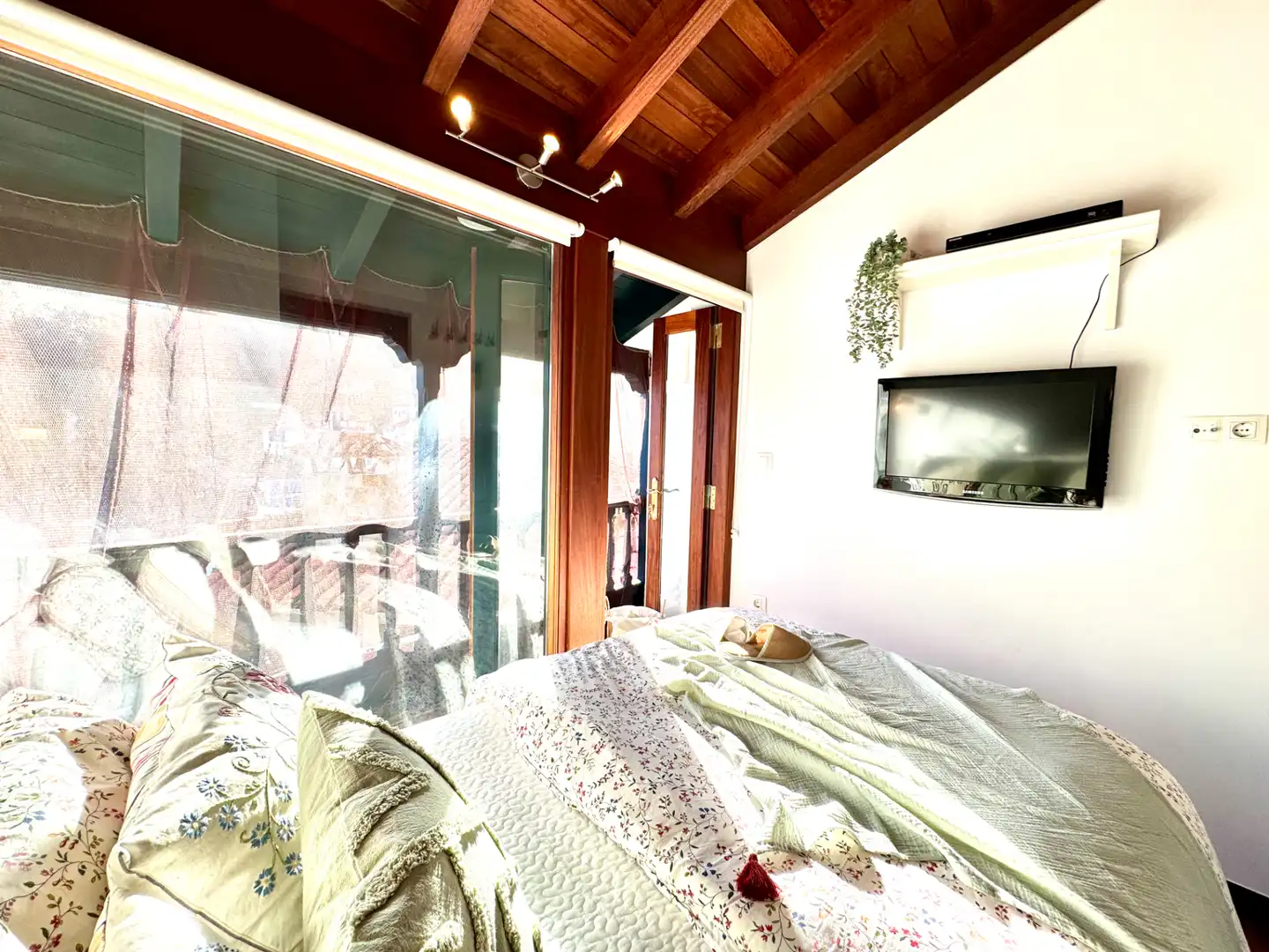Habitación de Casa adosada en venta en Villaviciosa con Calefacción, Parquet y Amueblado