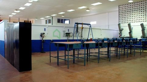 Foto 2 von Fabrikhallen zum Verkauf in Casco Antiguo, Badajoz Capital