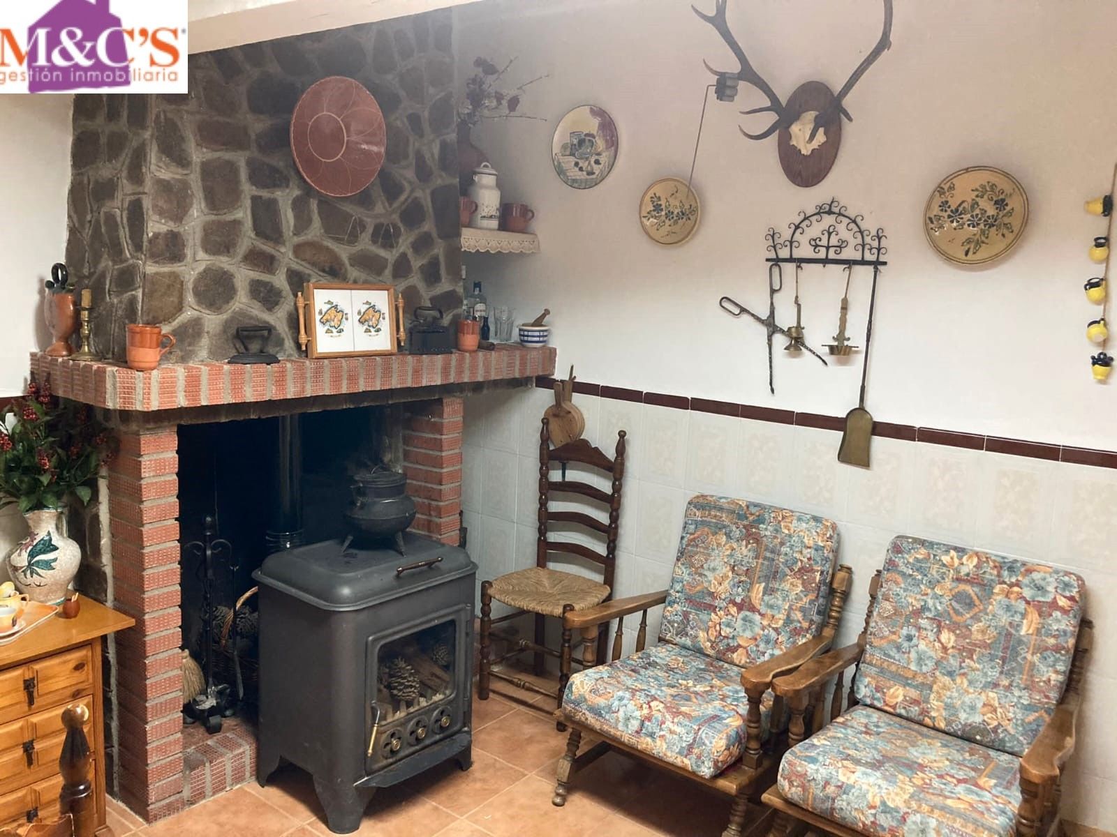 Sala d'estar de Casa o xalet en venda en Mestanza amb Moblat