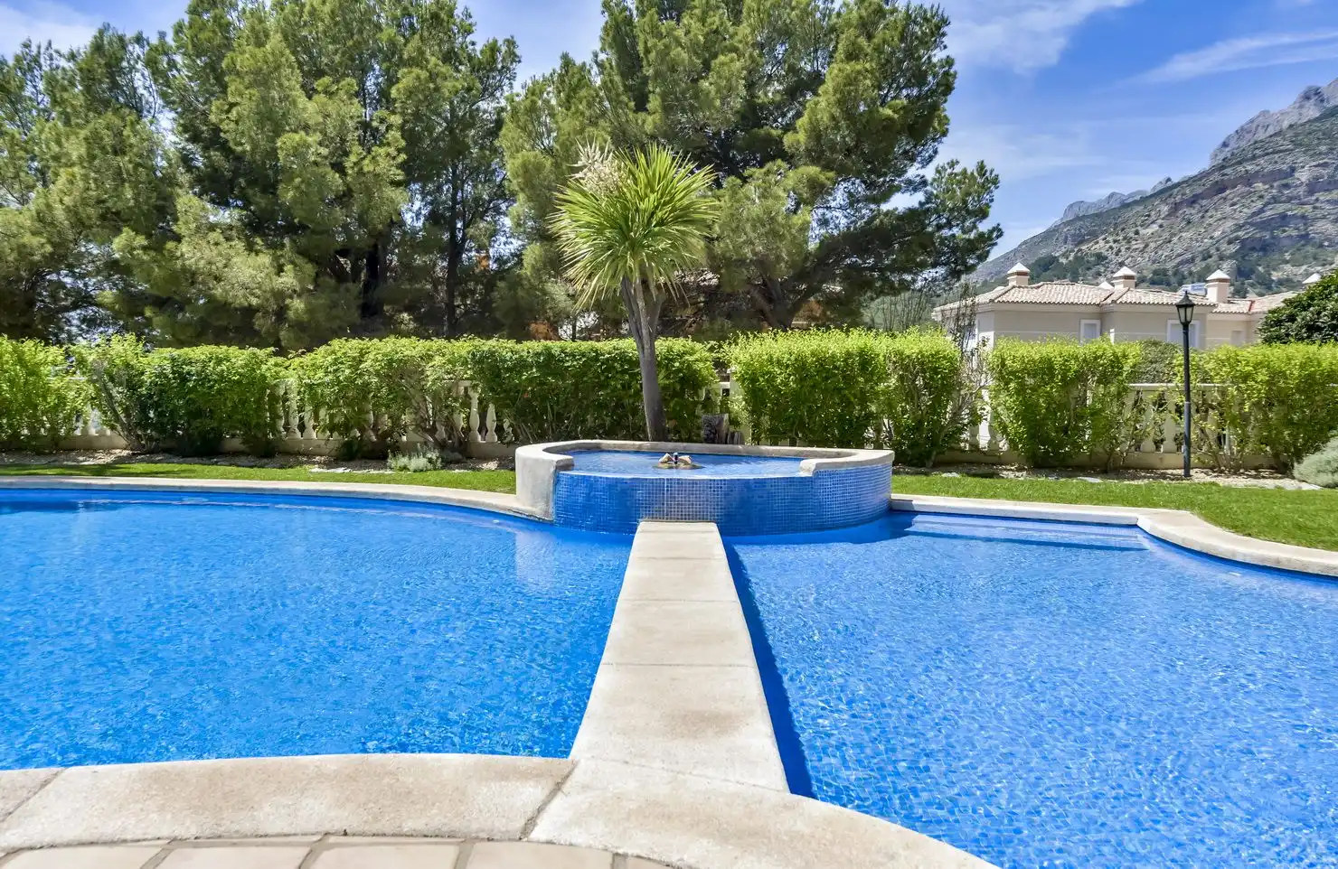 Swimming pool of Detached homes for rent in El Campello  with Air Conditioner, Heating and Terrace