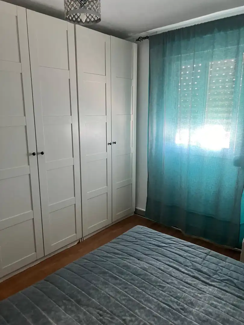 Habitación de Piso de alquiler en Ronda con Amueblado