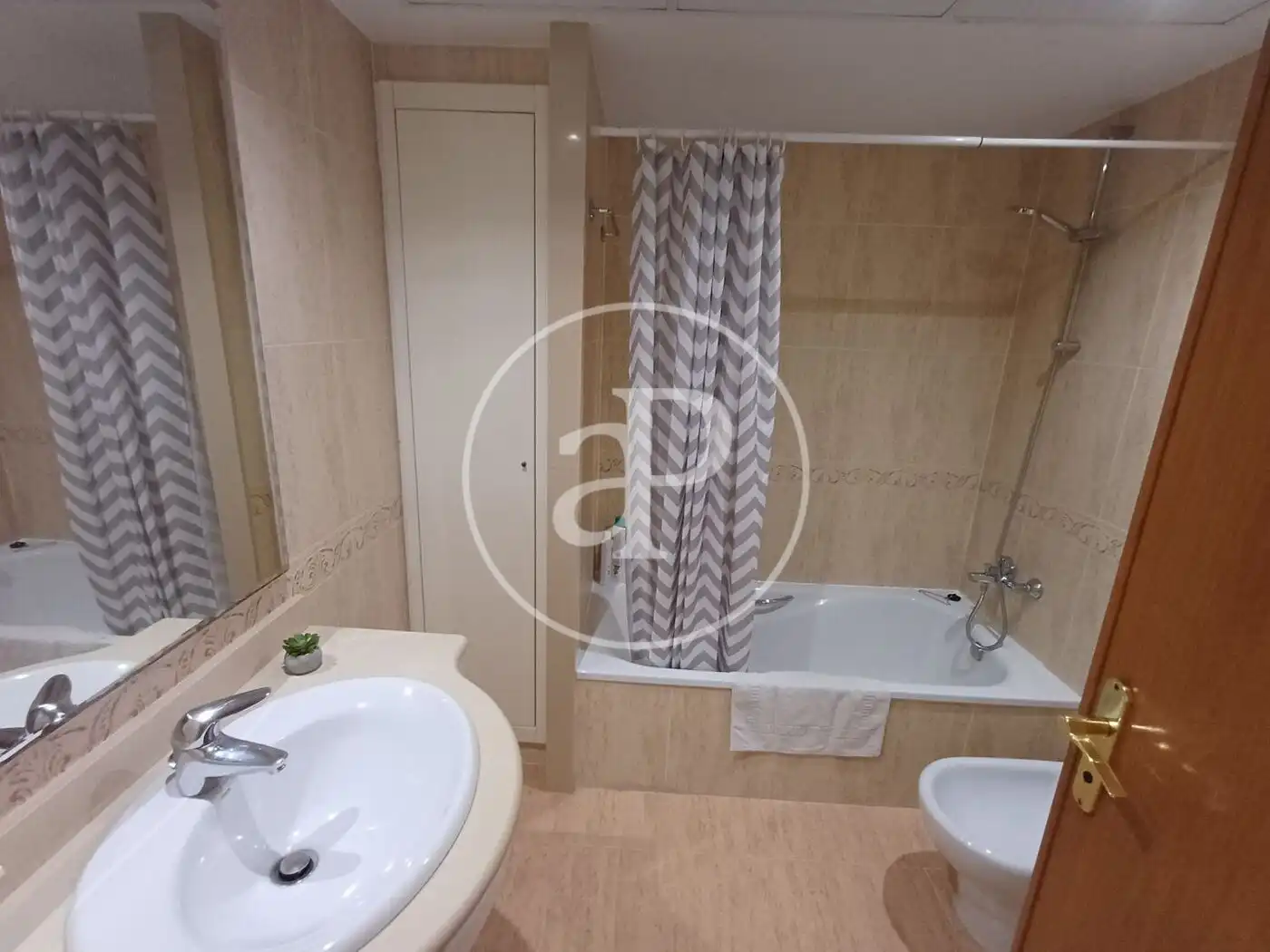 Bathroom of Flat for rent in Alboraya  with Air Conditioner, Heating and Private garden