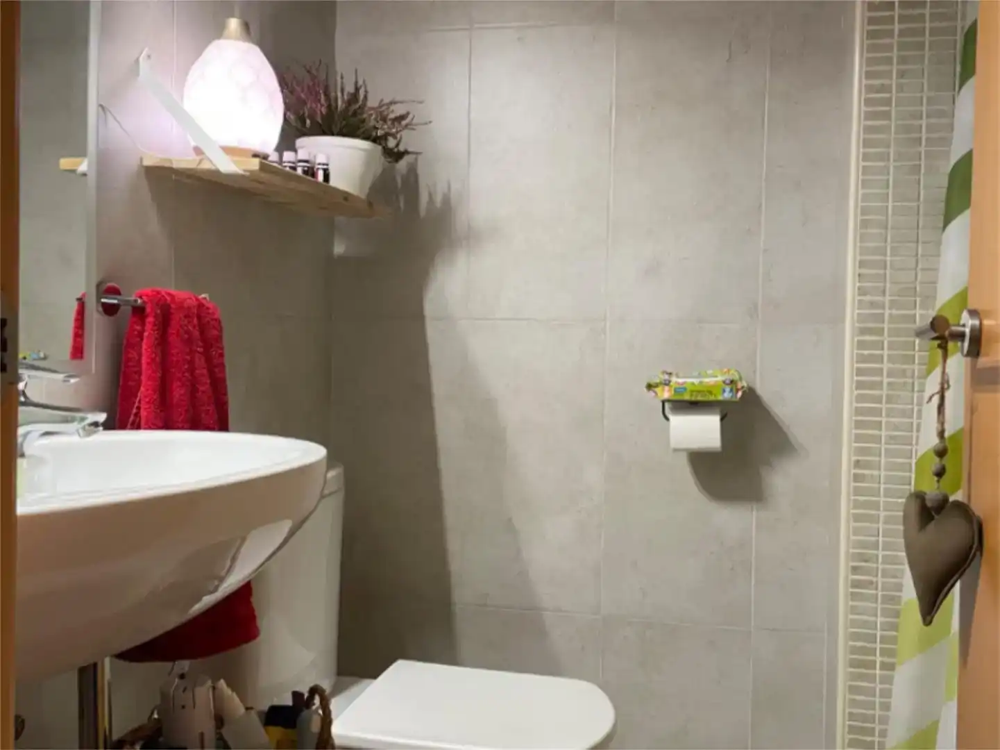 Baño de Dúplex en venta en Rubí con Aire acondicionado y Balcón