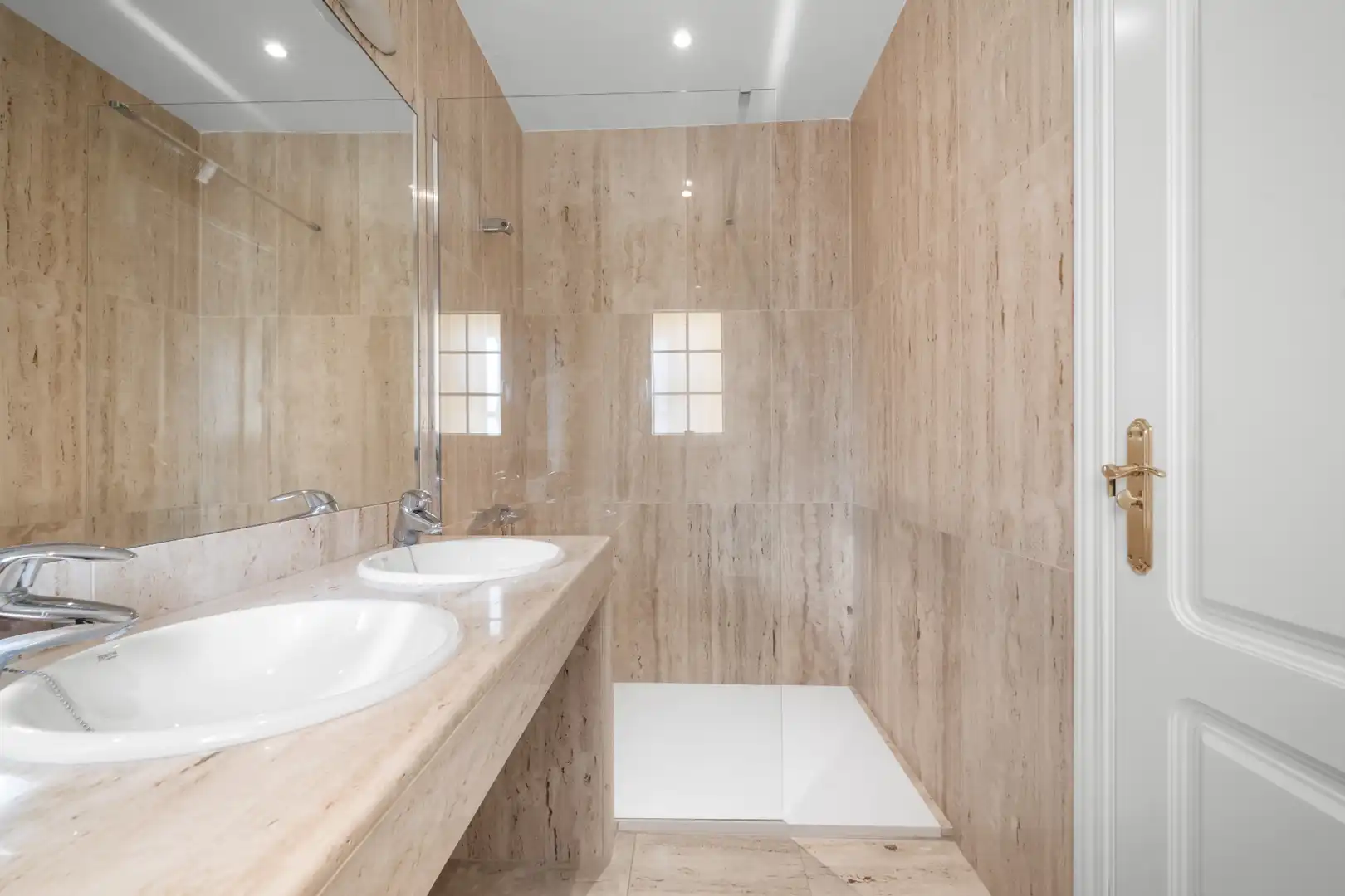 Bathroom of Houses for sale in Benalmádena  with Air Conditioner, Heating and Private garden