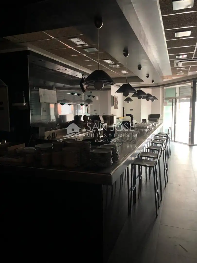 Local comercial en venta en Crevillent, imagen 4