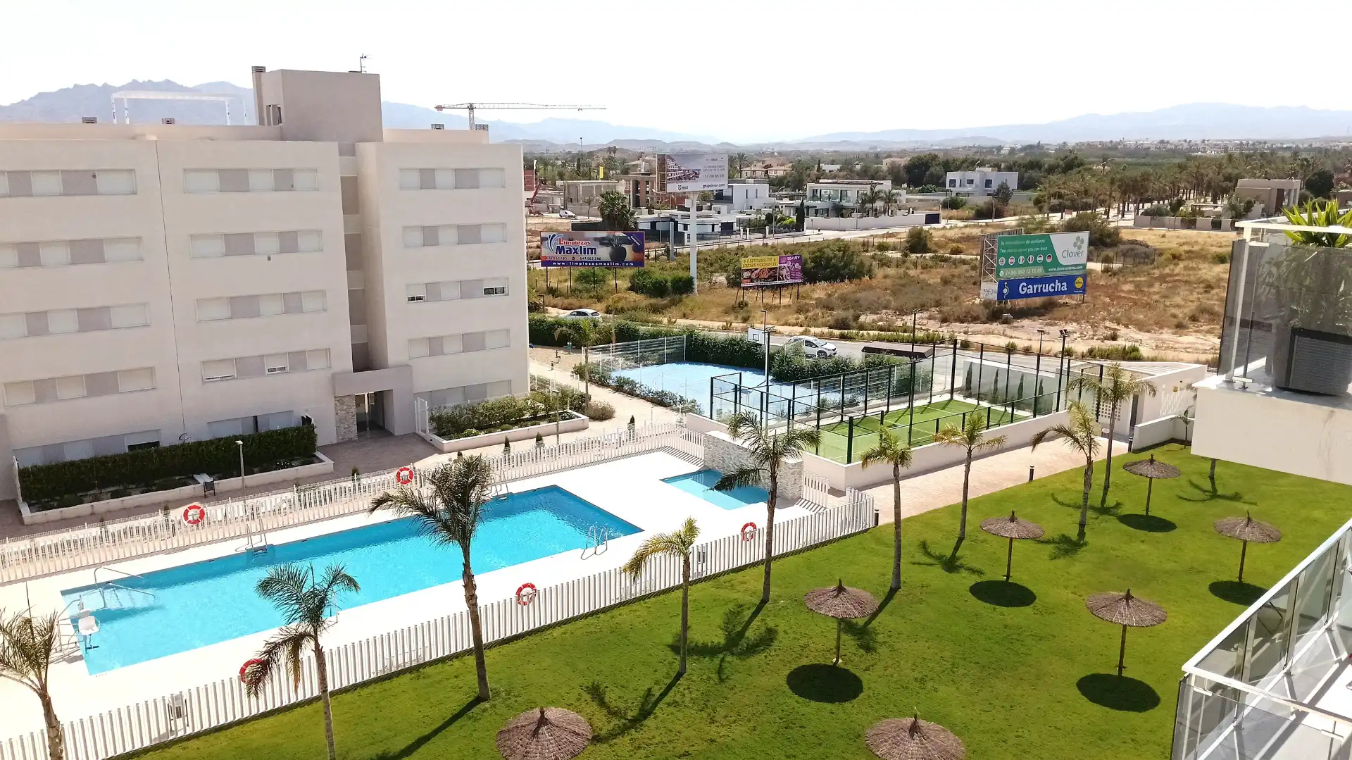 Piscina de Ático en venta en Vera con Aire acondicionado, Calefacción y Terraza