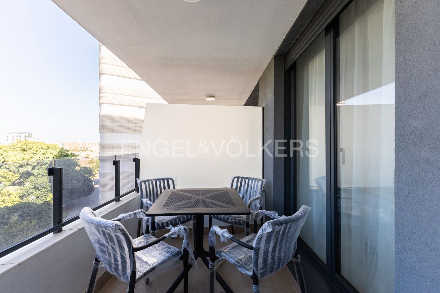 Terrassa de Apartament de lloguer en  Valencia Capital amb Aire condicionat, Calefacció i Jardí privat