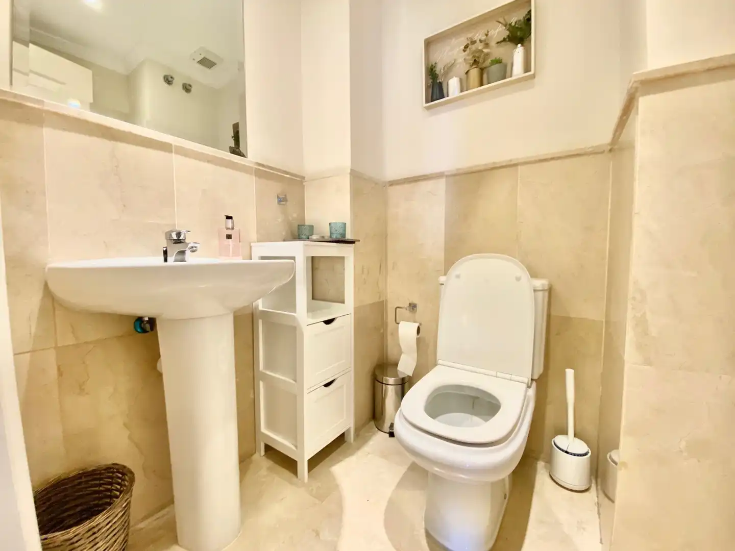 Apartments for rent in Benatalaya