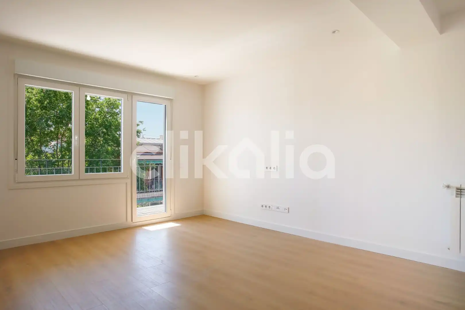 Habitación de Piso en venta en  Madrid Capital con Aire acondicionado, Calefacción y Terraza