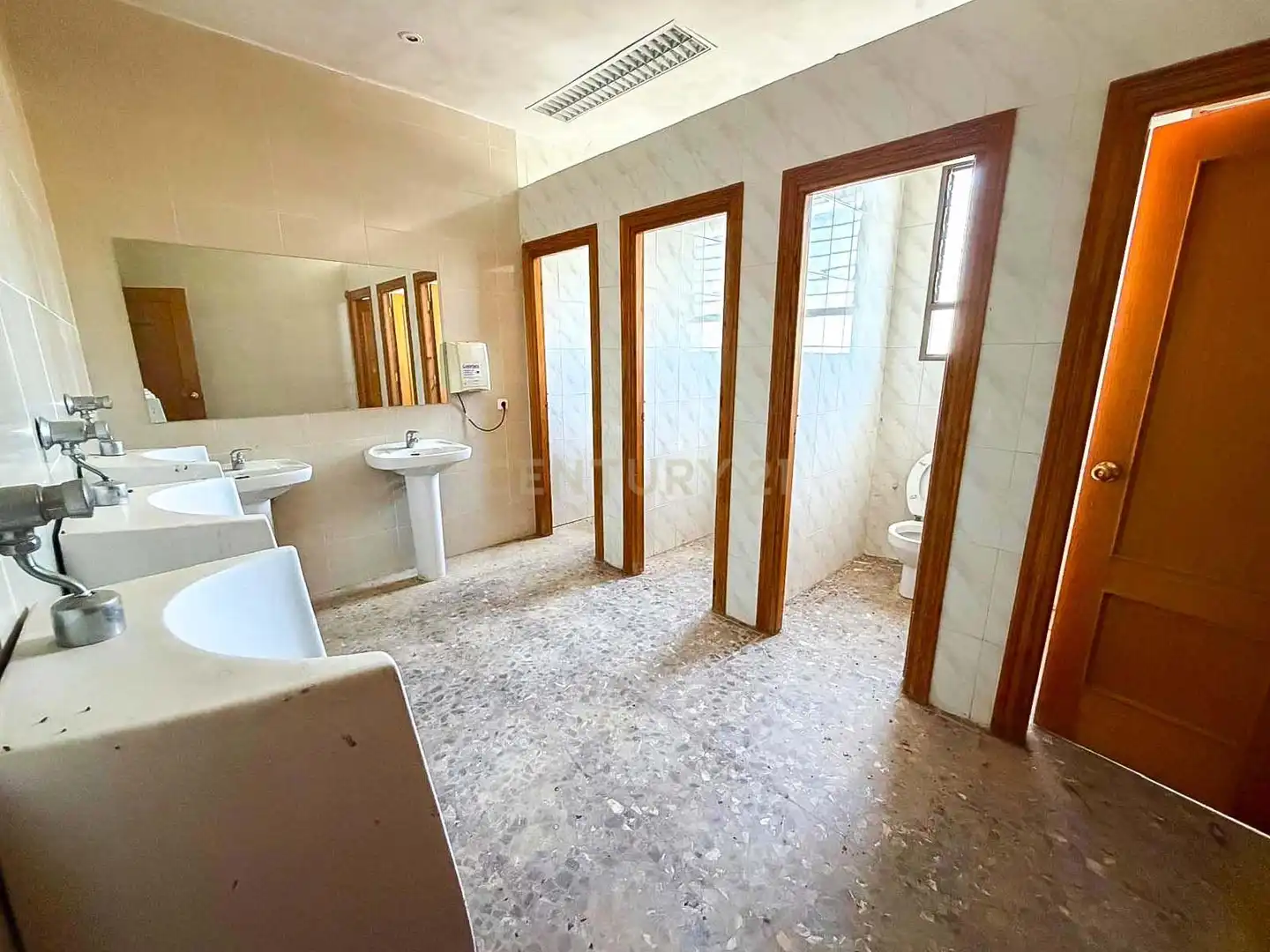 Local commercial à vendre à C8G2+P5 Aliseda, Spain, imagen 21