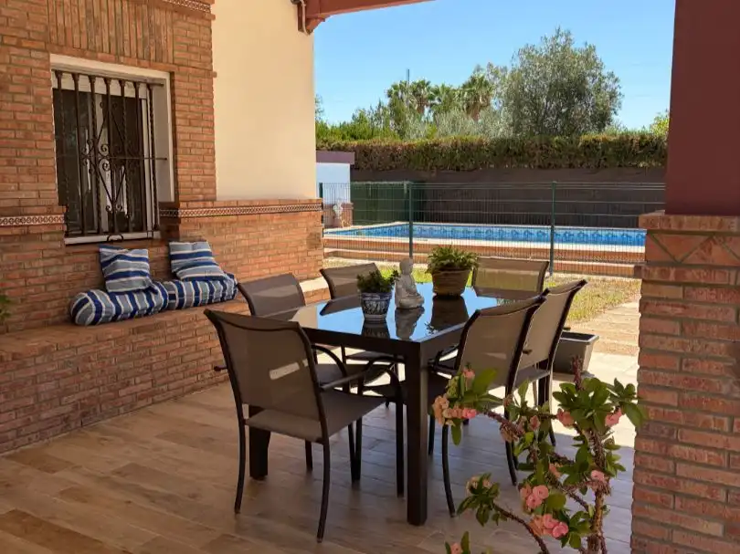 Terrassa de Casa o xalet en venda en Carmona amb Aire condicionat, Jardí privat i Terrassa
