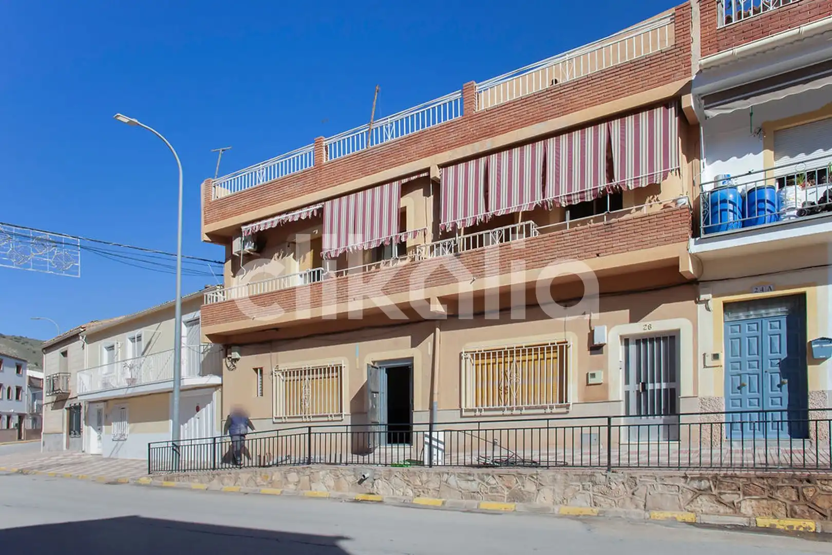 Vista exterior de Casa o chalet en venta en Cabra del Santo Cristo con Aire acondicionado y Terraza