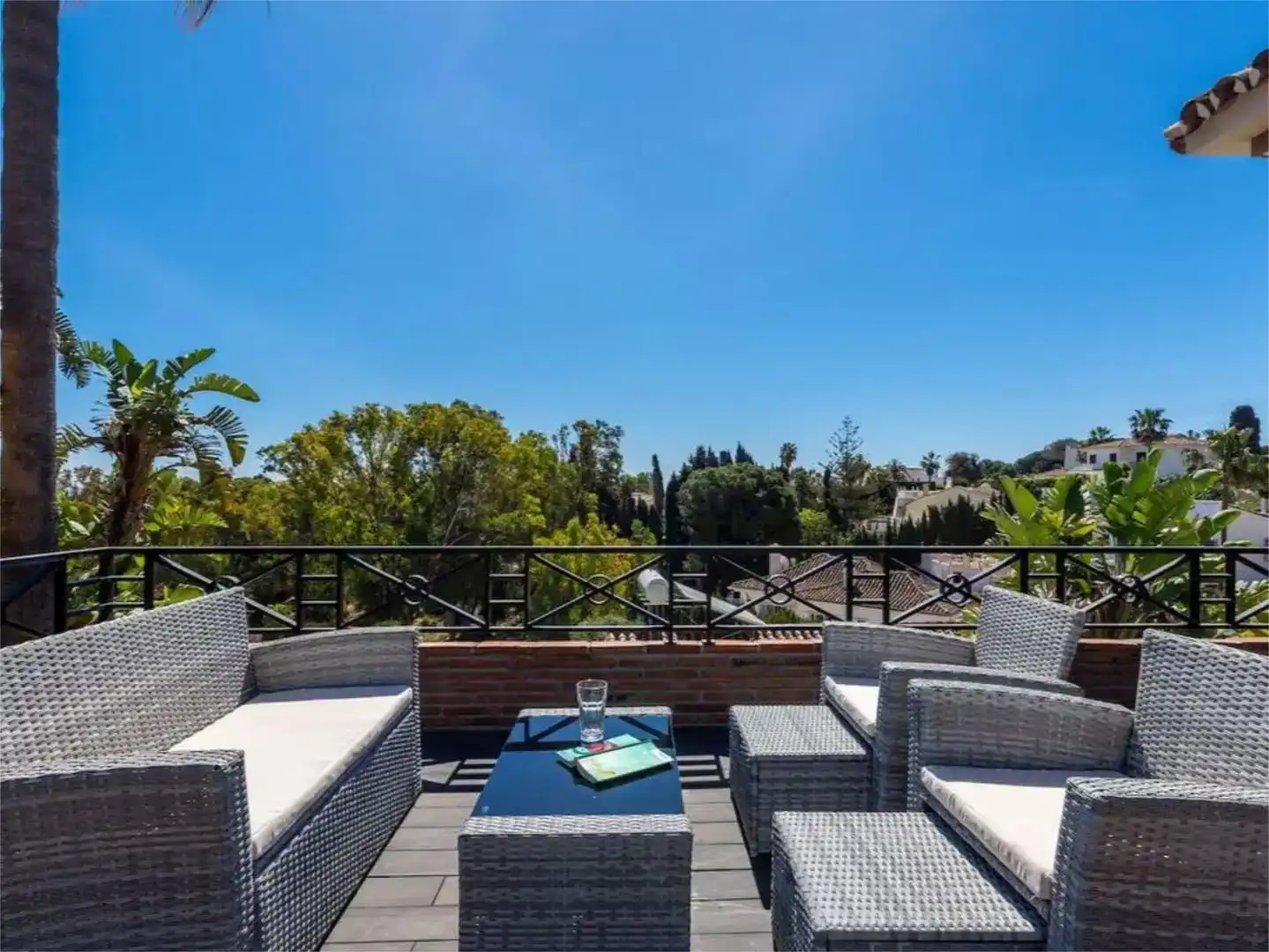 Terrassa de Casa o xalet de lloguer en Mijas amb Aire condicionat, Jardí privat i Piscina