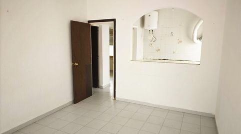 Foto 5 de Apartamento en venta en Calle de P Calderon de la Barca, 36, Salatar, Roses