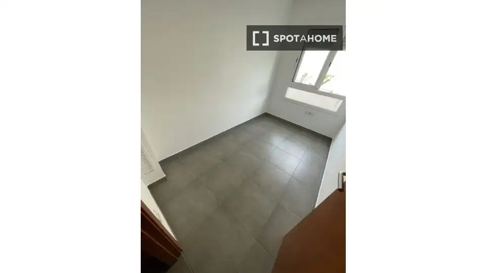 Schlafzimmer von Wohnung zur untervermieten in Cubelles mit Klimaanlage, Terrasse und Möbliert